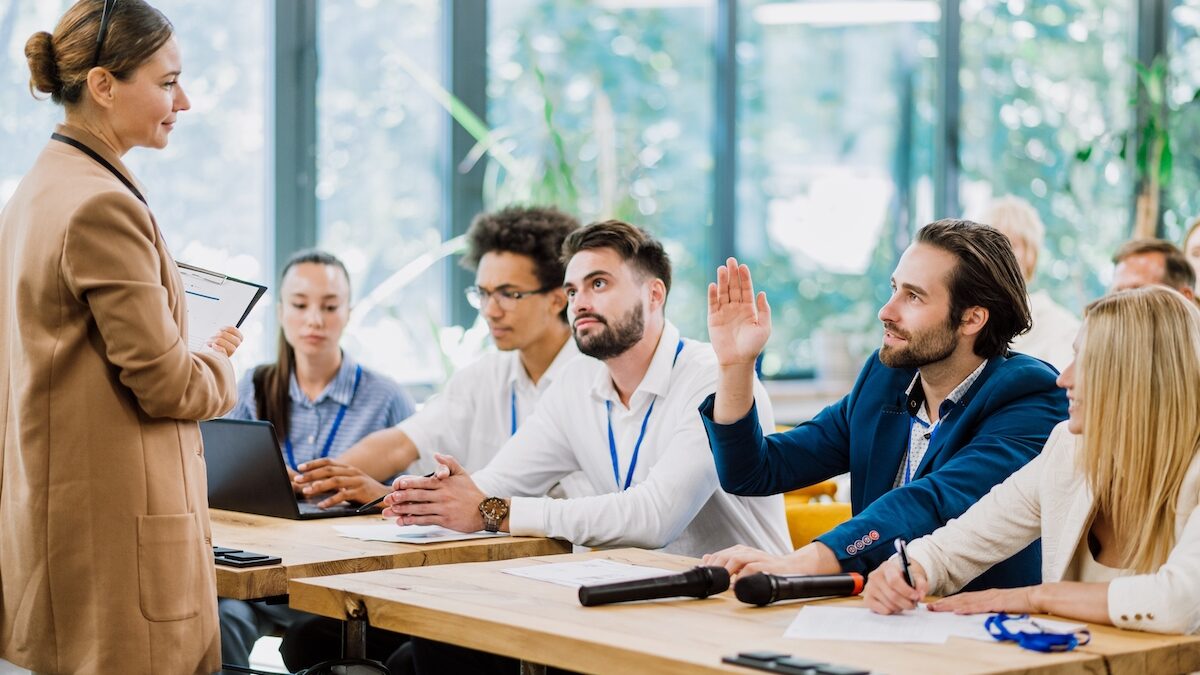 These 5 signs prove that your personality can destabilize more than one person
