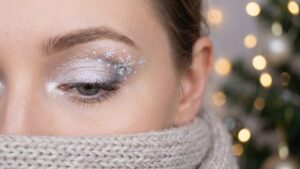 This glittery holiday makeup is driving TikTok crazy: why are you going to want this frosty look?