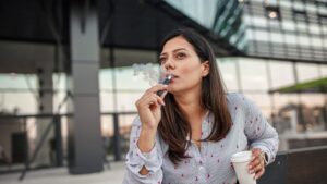 Tobacco: vaping while continuing to smoke does not help you quit