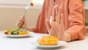 Triglycerides too high, here is Dr. Kierzek's 10-step plan to quickly protect your heart
