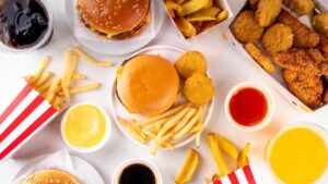 When you eat it, this food reduces your life expectancy by 36 minutes!