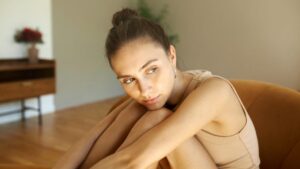 4 reasons why you (still) think about your ex, according to an expert