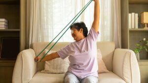 Cardiologist Reveals This Simple Exercise Can Detect Deadly Heart Disease