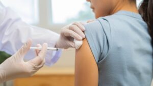 Extension of the flu vaccination campaign: is it still useful to get vaccinated?