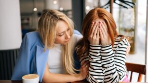 How to act when a loved one has a problem and they don't see it? Our psychologist advises you