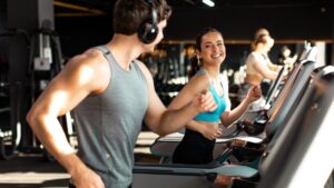 In 10 years, the time devoted to sport has exploded among the French, a shift that is good for physical and mental health