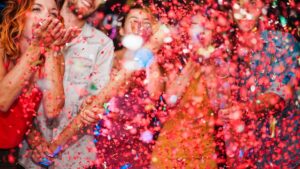 Partying as a teenager promotes success in adulthood, according to a study… much to the dismay of parents