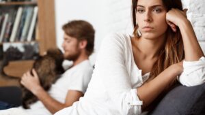 8 signs your relationship may no longer be worth it, according to our psychologist