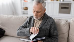 AVC: “My only symptom was this surprising sign that occurred while checking my emails.” A disorder not to be ignored