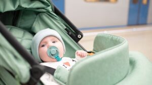 Baby strollers: how to avoid the trap of excess and make the right choice
