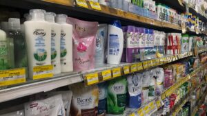 Cosmetic refills: cheaper, but still too complicated to find and use