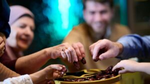 Ramadan after 45, here's how to adapt your fast, according to Dr Gérald Kierzek