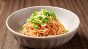 This 5 kcal alternative to pasta appeals to dietitians. Here's how to eat them properly