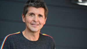 Thomas Sotto hospitalized after a serious fall while cycling. What does the RTL journalist really risk?