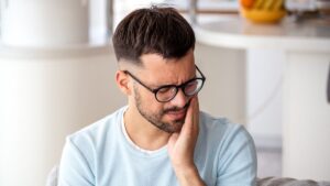 A man's memory stops after 90 minutes: his daily life resembles "A day without end"