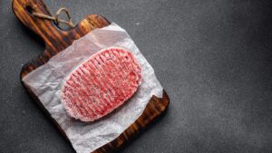 Frozen meat: this mistake that (almost) everyone makes can be dangerous!