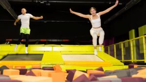 “He no longer feels his body”: the cry of alarm from the mother of Eddie, her 14-year-old son paralyzed after a trampoline accident