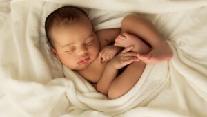 Long discreet, this sweet and short first name is essential in maternity wards this year