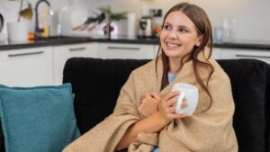 Sleep: discover the 3 plants recommended by Dr Laure Martinat to finally sleep better