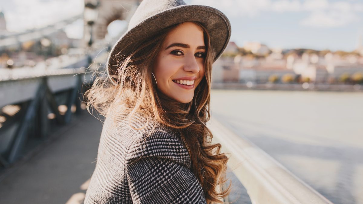 The 8 habits to adopt every day to be happier, according to our psychologist