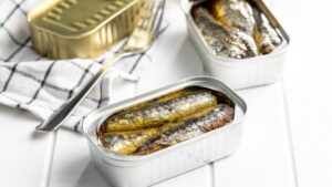 This diet based on canned sardines is creating a buzz… but is it really effective?