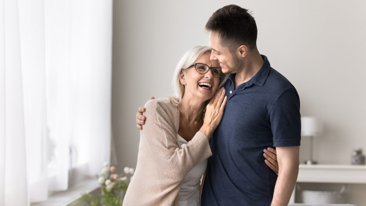 “Who wants to marry my son?” returns to our screens. A psychologist deciphers this often problematic mother-son relationship