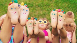 85% of children wear sneakers: why this choice worries podiatrists for their balance