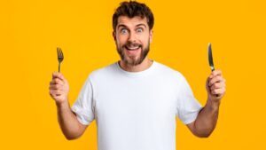 Are you hungrier since the time change? Here's how to "resynchronize" your body, according to an expert
