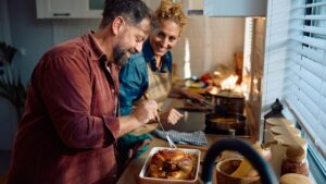 Hypertension: how to eat less salt while still tasting good? Experts reveal their secrets