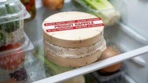 Massive recall in France: this raw milk Camembert that you may have at home exposes you to listeriosis