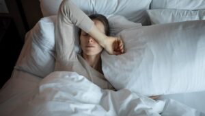 Persistent fatigue: this discreet sign upon waking up which can reveal much more than a simple lack of sleep