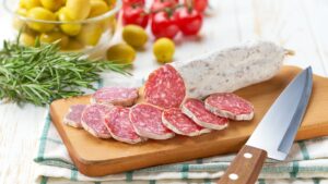 Should you remove the skin from the sausage? Dr. Kierzek finally decides