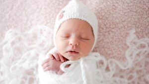 This Breton female first name with a luminous meaning remains very popular despite a slight decline