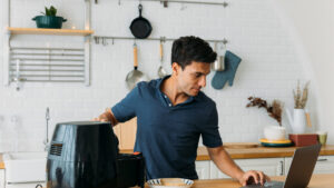 Air Fryer and meat substitutes: Dr Jean-Michel Cohen warns of the pitfalls of modern cooking