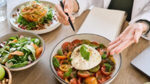 Burrata salad: wait for this false light dish, warns a nutritionist