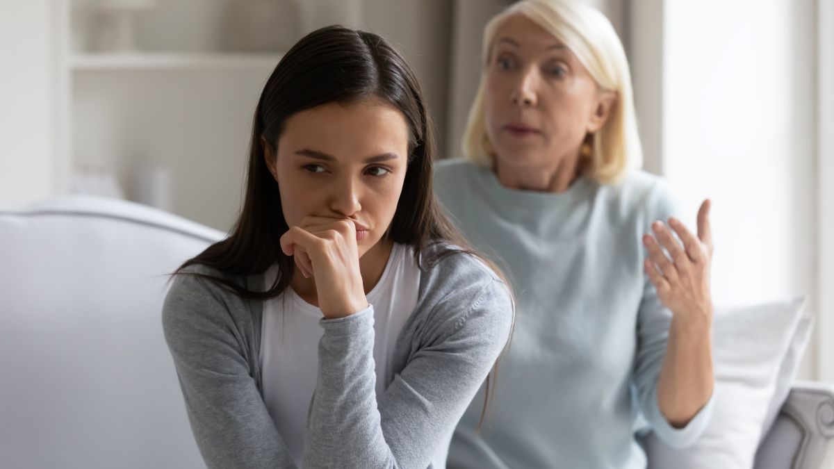 “I can’t stand disappointing others”: this discreet sign of an overly authoritarian upbringing