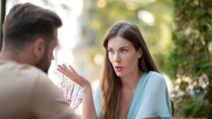 Pay attention to these 7 sentences! They can indicate that your partner is hiding something from you