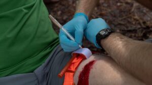 Shooting in Nice: how to react to a hemorrhage and save lives? Advice from Dr. Kierzek, emergency physician