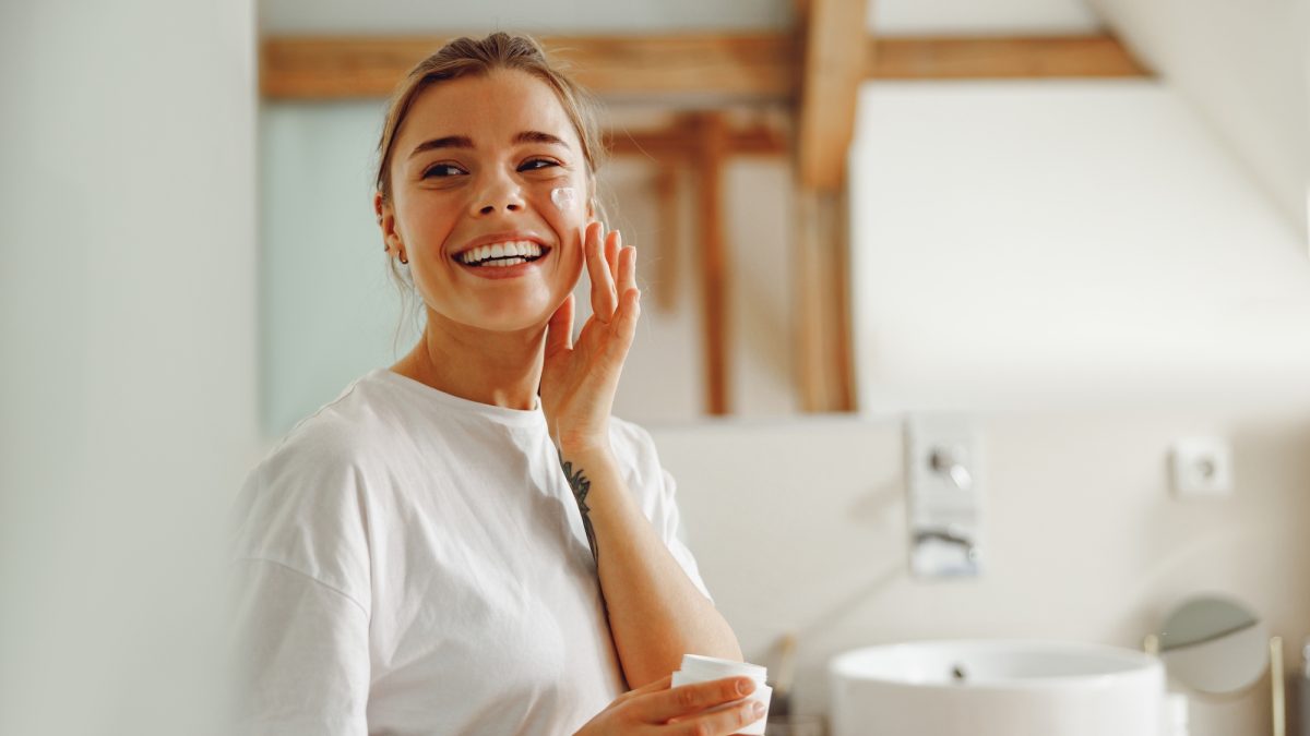 Where to store your sunscreen at home? The tip validated by dermatologists