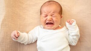 Why babies cry so much: science finally explains the difficult milestone of 6 weeks
