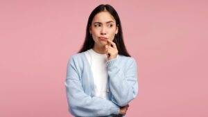 Do you often lose track while speaking? Here's what it can mean