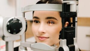 Ophthalmology: why access to visual care becomes a major challenge by 2030