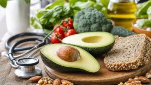 This cardiologist reveals the fruit she considers best for the heart