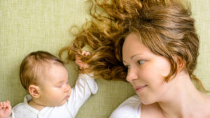 Baby is here, but your hair is falling out? Here's how to manage postpartum hair loss and boost natural keratin
