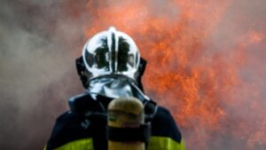 Cough, heart, lungs: smoke from forest fires hides persistent risks according to ANSES