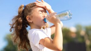 Heatwave: these simple actions can protect children, according to Dr Jules Fougère