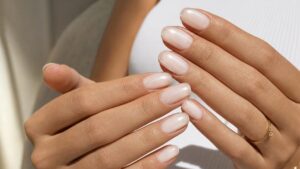 Here is the most elegant manicure of the summer: a milky white that enhances all skin tones