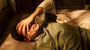 Real or false health: should pain that wakes you up at night be taken seriously?