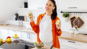 You may be making this mistake with avocado, a food engineer explains why it promotes bacteria