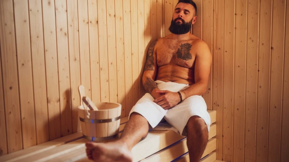 Beware of “spermaxxing”: why excess sauna and heat can endanger your male fertility